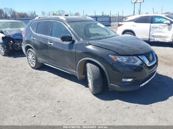 KNMAT2MT9JP511730 2018 NISSAN ROGUE - Image 1