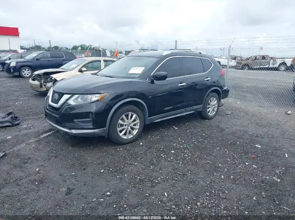 KNMAT2MT9JP514420 2018 NISSAN ROGUE - Image 2
