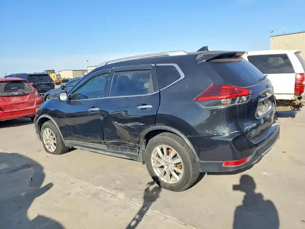 KNMAT2MT9JP514661 2018 NISSAN ROGUE - Image 2