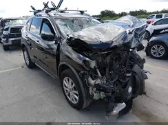 KNMAT2MT9JP516247 2018 NISSAN ROGUE