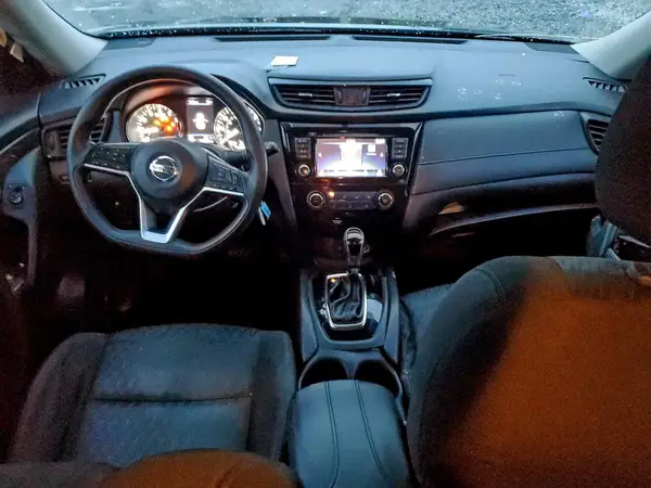 KNMAT2MT9JP522212 2018 NISSAN ROGUE - Image 8