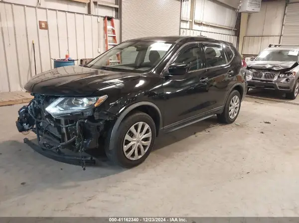 KNMAT2MT9JP530276 2018 NISSAN ROGUE - Image 2