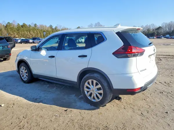 KNMAT2MT9JP531878 2018 NISSAN ROGUE - Image 2