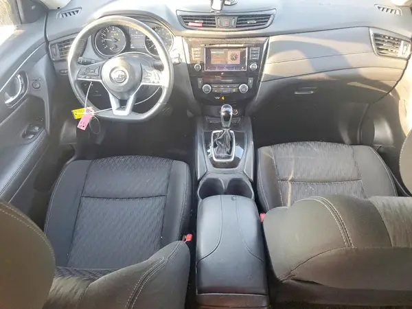 KNMAT2MT9JP532657 2018 NISSAN ROGUE - Image 8