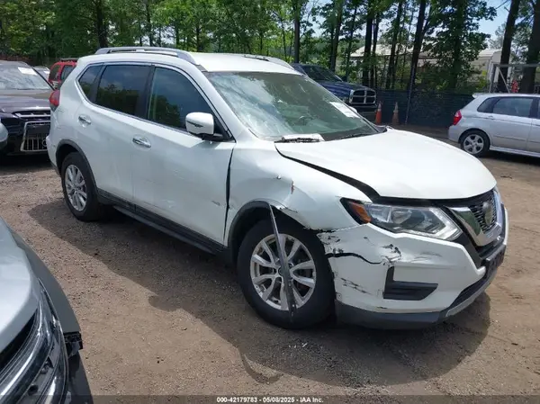 KNMAT2MT9JP533887 2018 NISSAN ROGUE - Image 1