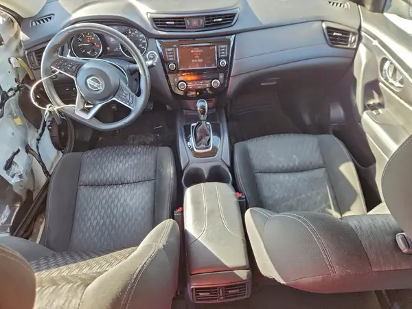 KNMAT2MT9JP534621 2018 NISSAN ROGUE - Image 8