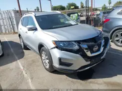 KNMAT2MT9JP540984 2018 NISSAN ROGUE