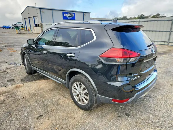 KNMAT2MT9JP544159 2018 NISSAN ROGUE - Image 2