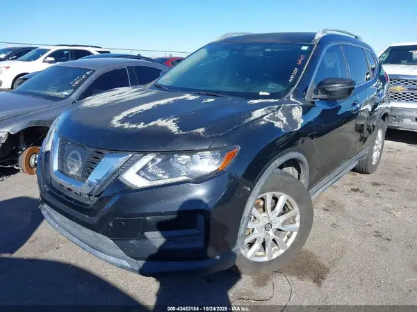 KNMAT2MT9JP545473 2018 NISSAN ROGUE - Image 2
