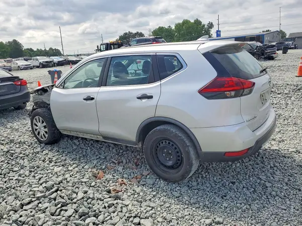KNMAT2MT9JP546333 2018 NISSAN ROGUE - Image 2