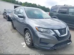 KNMAT2MT9JP546784 2018 NISSAN ROGUE