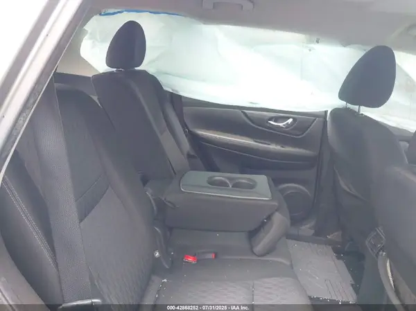 KNMAT2MT9JP546784 2018 NISSAN ROGUE - Image 8