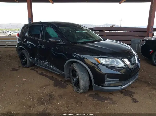 KNMAT2MT9JP547904 2018 NISSAN ROGUE - Image 1