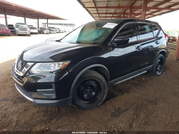 KNMAT2MT9JP547904 2018 NISSAN ROGUE - Image 2