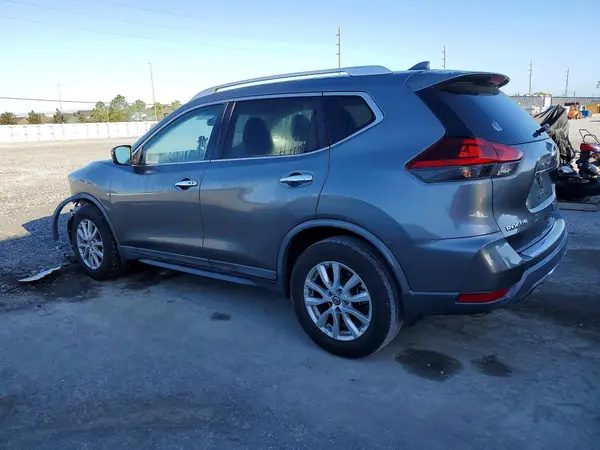 KNMAT2MT9JP553623 2018 NISSAN ROGUE - Image 2