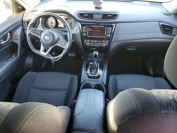 KNMAT2MT9JP553623 2018 NISSAN ROGUE - Image 8
