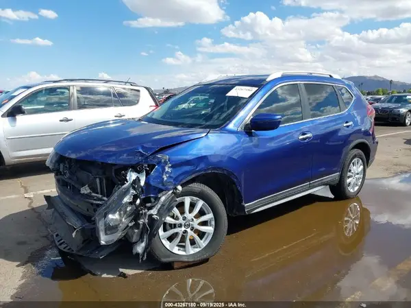 KNMAT2MT9JP553749 2018 NISSAN ROGUE - Image 2