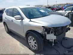 KNMAT2MT9JP558241 2018 NISSAN ROGUE