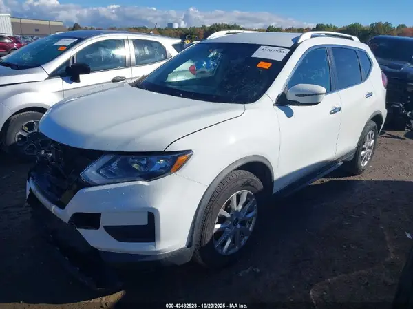 KNMAT2MT9JP567800 2018 NISSAN ROGUE - Image 2