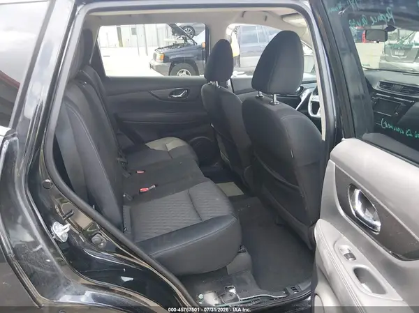 KNMAT2MT9JP568798 2018 NISSAN ROGUE - Image 8