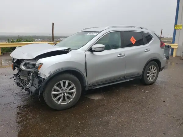 KNMAT2MT9JP569501 2018 NISSAN ROGUE - Image 1