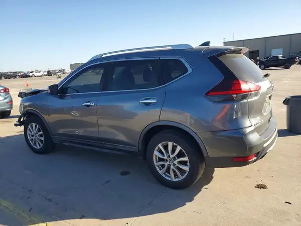 KNMAT2MT9JP571670 2018 NISSAN ROGUE - Image 2