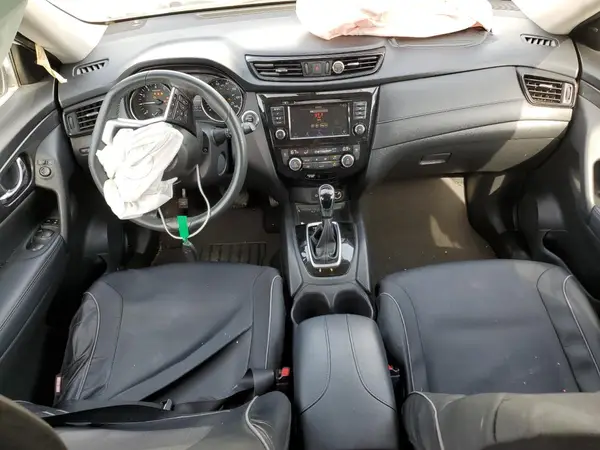 KNMAT2MT9JP574021 2018 NISSAN ROGUE - Image 8