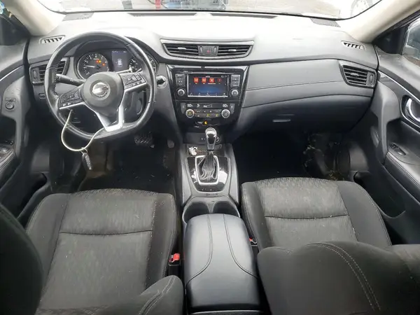 KNMAT2MT9JP579946 2018 NISSAN ROGUE - Image 8