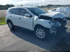 KNMAT2MT9JP581485 2018 NISSAN ROGUE