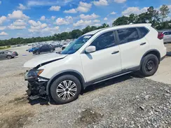 KNMAT2MT9JP581888 2018 NISSAN ROGUE