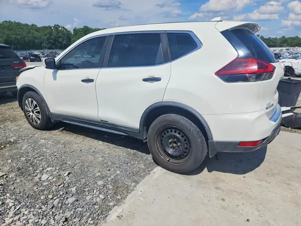 KNMAT2MT9JP581888 2018 NISSAN ROGUE - Image 2