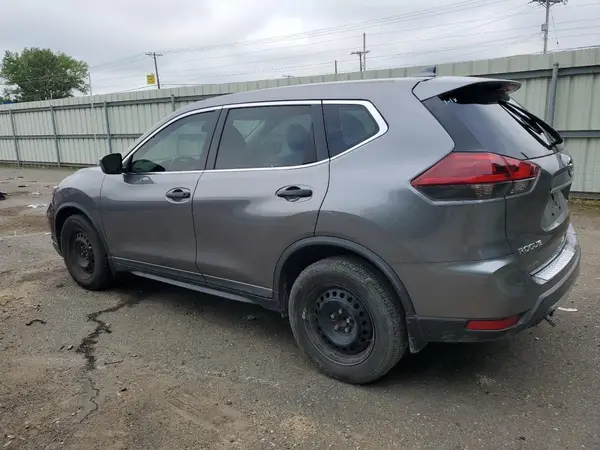 KNMAT2MT9JP586590 2018 NISSAN ROGUE - Image 2