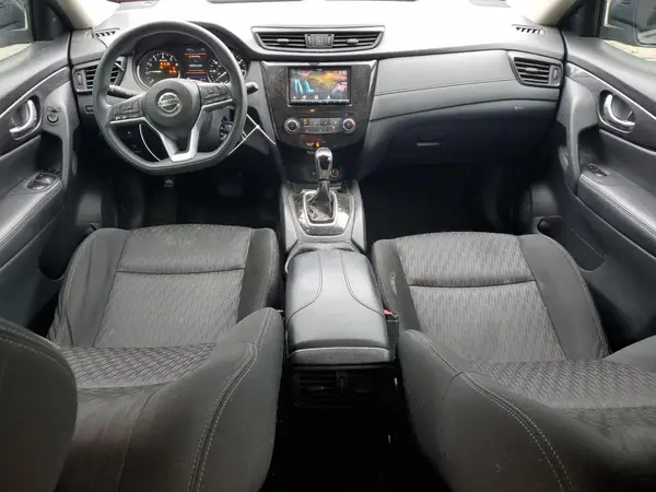 KNMAT2MT9JP586590 2018 NISSAN ROGUE - Image 8