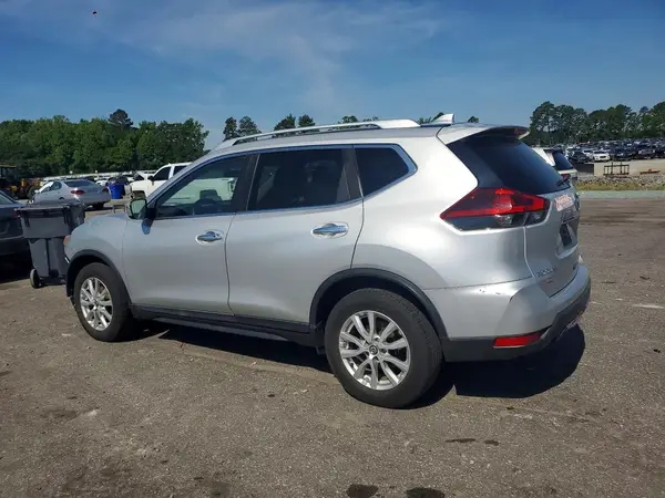 KNMAT2MT9JP589103 2018 NISSAN ROGUE - Image 2