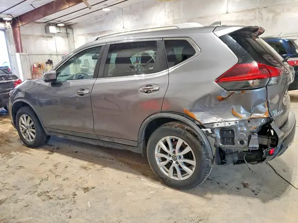 KNMAT2MT9JP589361 2018 NISSAN ROGUE - Image 2