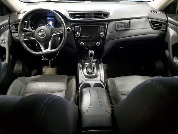 KNMAT2MT9JP589361 2018 NISSAN ROGUE - Image 8