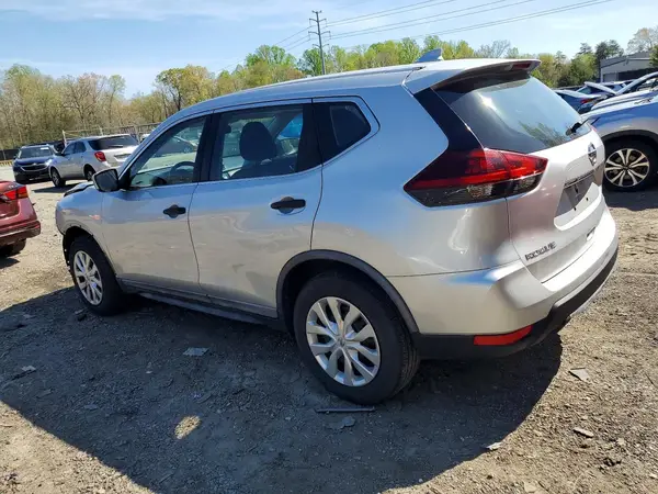 KNMAT2MT9JP591532 2018 NISSAN ROGUE - Image 2