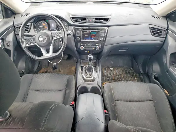 KNMAT2MT9JP592826 2018 NISSAN ROGUE - Image 8