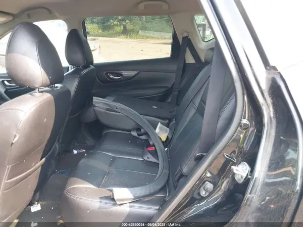 KNMAT2MT9JP593068 2018 NISSAN ROGUE - Image 8