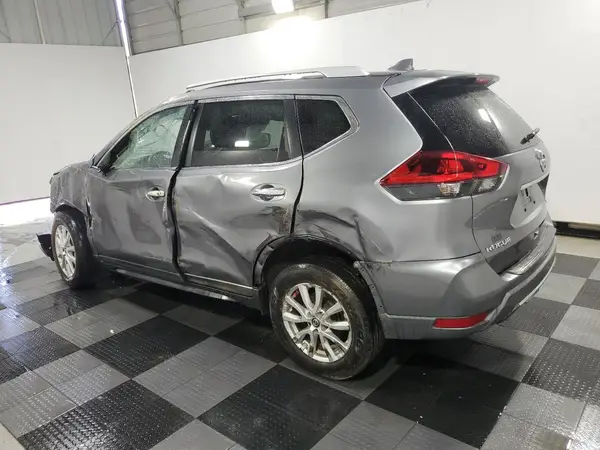 KNMAT2MT9JP594768 2018 NISSAN ROGUE - Image 2