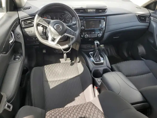 KNMAT2MT9JP596181 2018 NISSAN ROGUE - Image 8