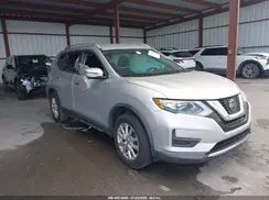 KNMAT2MT9JP599162 2018 NISSAN ROGUE