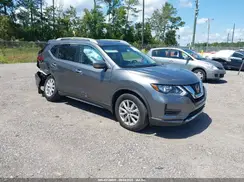 KNMAT2MT9JP600102 2018 NISSAN ROGUE