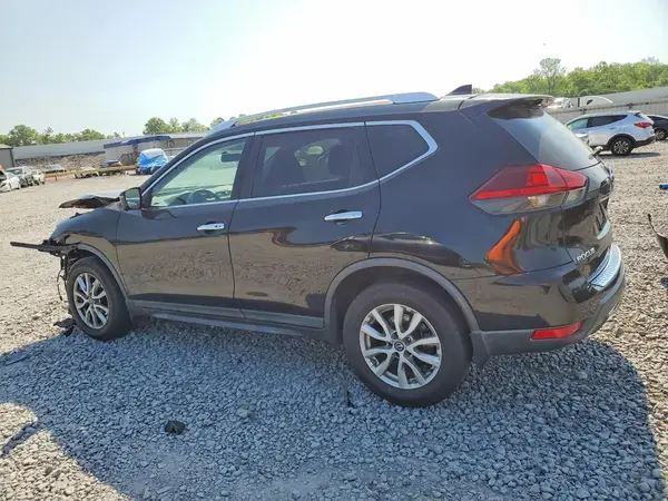 KNMAT2MT9JP601704 2018 NISSAN ROGUE - Image 2