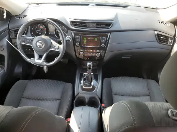 KNMAT2MT9JP603016 2018 NISSAN ROGUE - Image 8