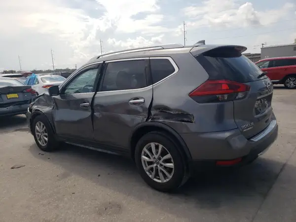 KNMAT2MT9JP605039 2018 NISSAN ROGUE - Image 2