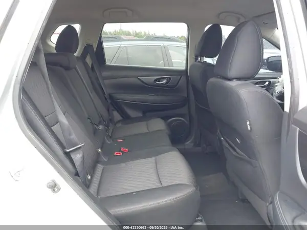 KNMAT2MT9JP606918 2018 NISSAN ROGUE - Image 8