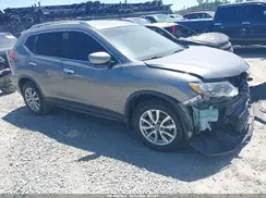 KNMAT2MT9JP608250 2018 NISSAN ROGUE