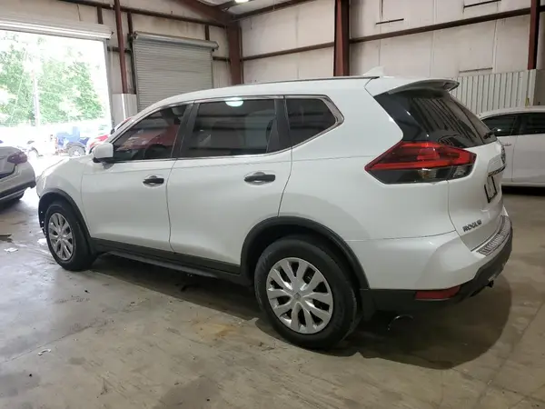 KNMAT2MT9JP611181 2018 NISSAN ROGUE - Image 2