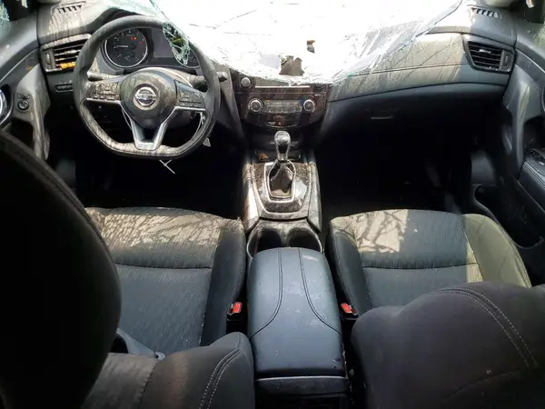 KNMAT2MT9JP615053 2018 NISSAN ROGUE - Image 8